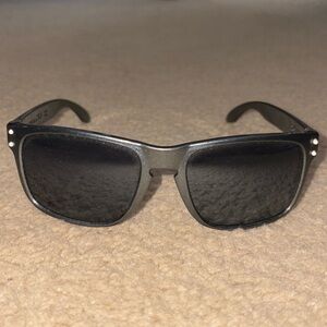 OKLEY Sunglasses